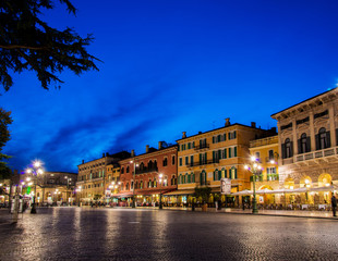 Fototapeta na wymiar Verona city during evening hour