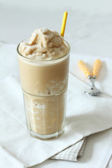 coffee and caramel smoothie