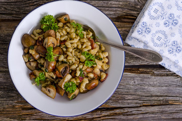 Spätzle, Käsespätzle, Knöpfle, eierspätzle