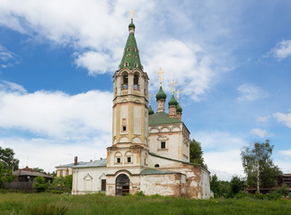 Fototapeta na wymiar Holy Trinity Church in Serpukhov
