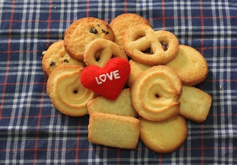 Message Love You and  Cookies for Valentine's Day