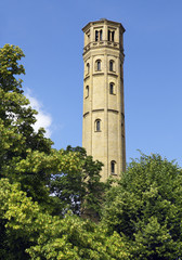 Fototapeta na wymiar Wasserturm in Berlin