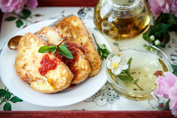 sweet croutons