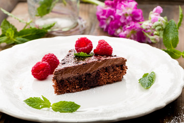 raspberry mousse chocolate dessert