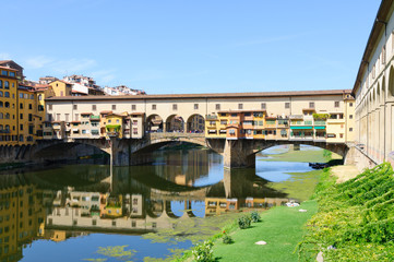 Fototapeta premium Ponte Vecchio - Historic centre of Florence in Italy