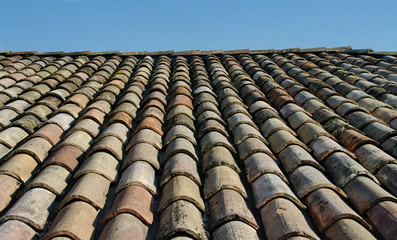 tuiles  provençal