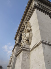 Arco del Triunfo en París