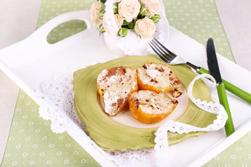 Baked pears with syrup