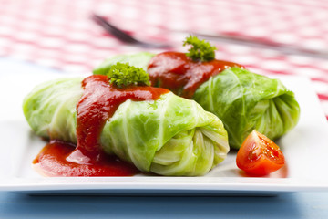 cabbage stuffed with rice and meat