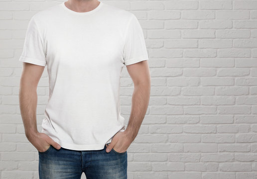 Man wearing blank t-shirt with copy space