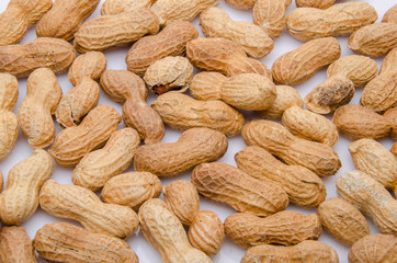 Whole peanuts