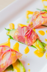 Sashimi avocado japanese food