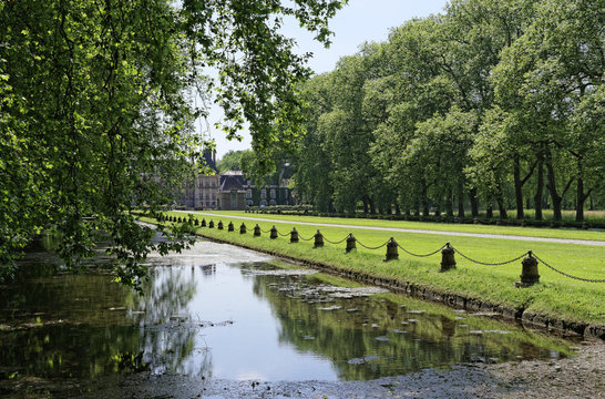 Ch&acirc;teau de Courances