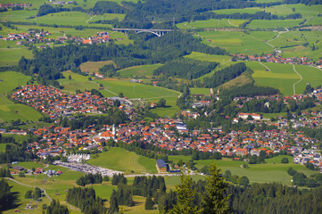 Fototapeta na wymiar Stadt Nesselwang in Bayern