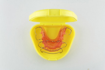 Dental braces