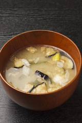 揚げ茄子のみそ汁