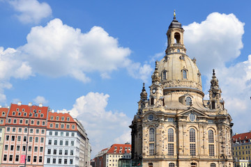 Fototapeta na wymiar Frauenkirche in Dresden / Sachsen