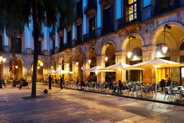 Tuinposter Outdoor restaurants at Placa Reial. Barcelona © JackF