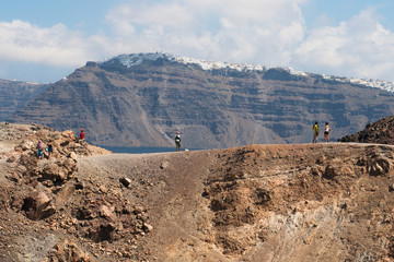 Fira from the crater of Nea Kameni © Santi Rodríguez