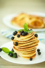 pancakes with currants