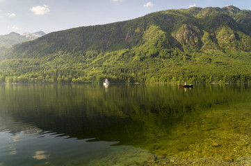 Górskie jezioro,Alpy,Słowenia - obrazy, fototapety, plakaty