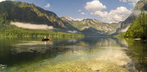 Górskie jezioro,Alpy,Słowenia