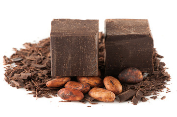 Grated chocolate, chocolate chunks and cocoa beans