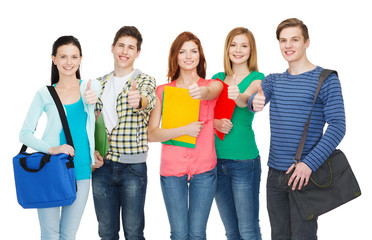 Obraz premium group of smiling students standing