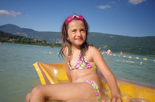 baignade au lac - aiguebelette