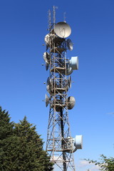 Traliccio con ripetitori televisivi - Monte Lauro