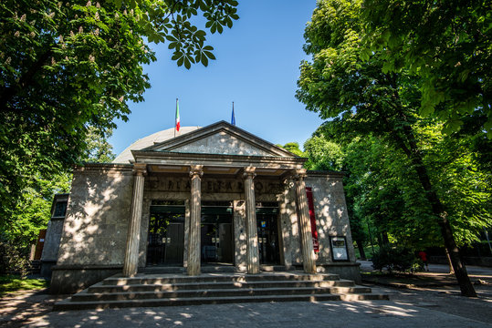 Milan Civic Planetarium - Porta Venezia Gardens