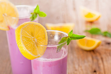 blueberry smoothie