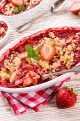 Strawberry Crumble