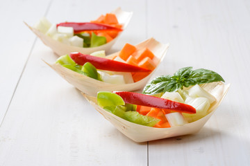 Antipasto di verdure crude