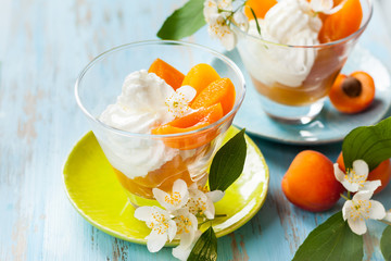 Apricot dessert