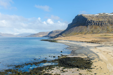 Obraz premium Coastline on the road to Latrabjarg