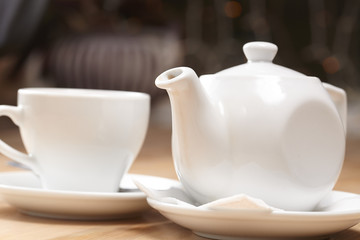 teapot with tea