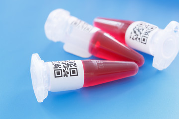 Cell cultures in tubes with lids and QR code