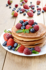 Pancakes with berries