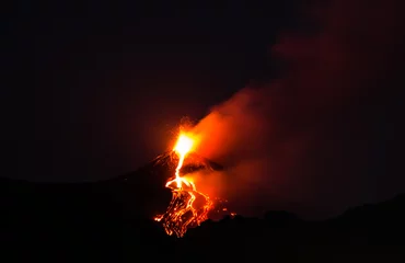 Deurstickers eruzione etna © Crea il tuo web