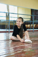 Little girl in the dance class