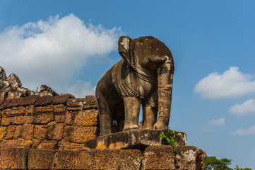 Fototapeta na wymiar Temple Elephant Statue