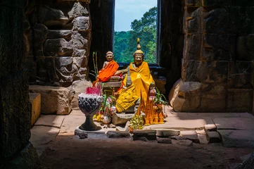 Fotobehang Khmer Buddhist Shrine in Siem Reap, Cambodia © YukselSelvi