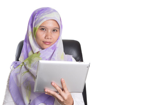 Muslim Female Proffesional With Computer Tablet