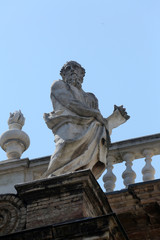 Fototapeta na wymiar Statue of Saint, Basilica Santa Maria della Steccata, Parma