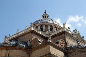 Fototapeta na wymiar Basilica Santa Maria della Steccata, Parma, Italy