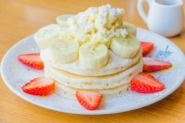 Pancake strawberry banana