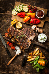 Wholesome spread with t-bone steak and veggies © exclusive-design