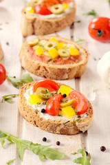 Bruschettas sandwiches