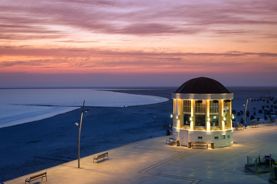 Borkum Promenade Abendstimmung